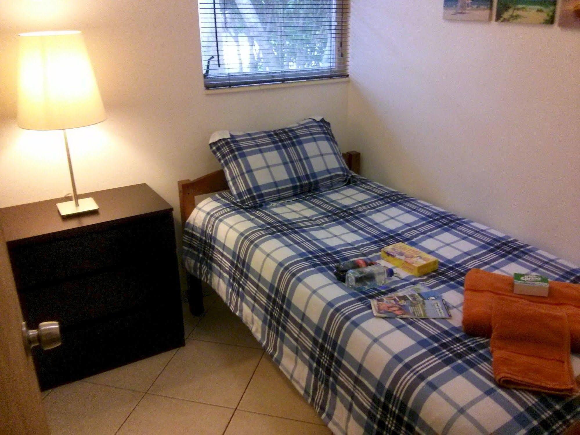 Blue Ocean Guesthouse Оукланд Парк Екстериор снимка