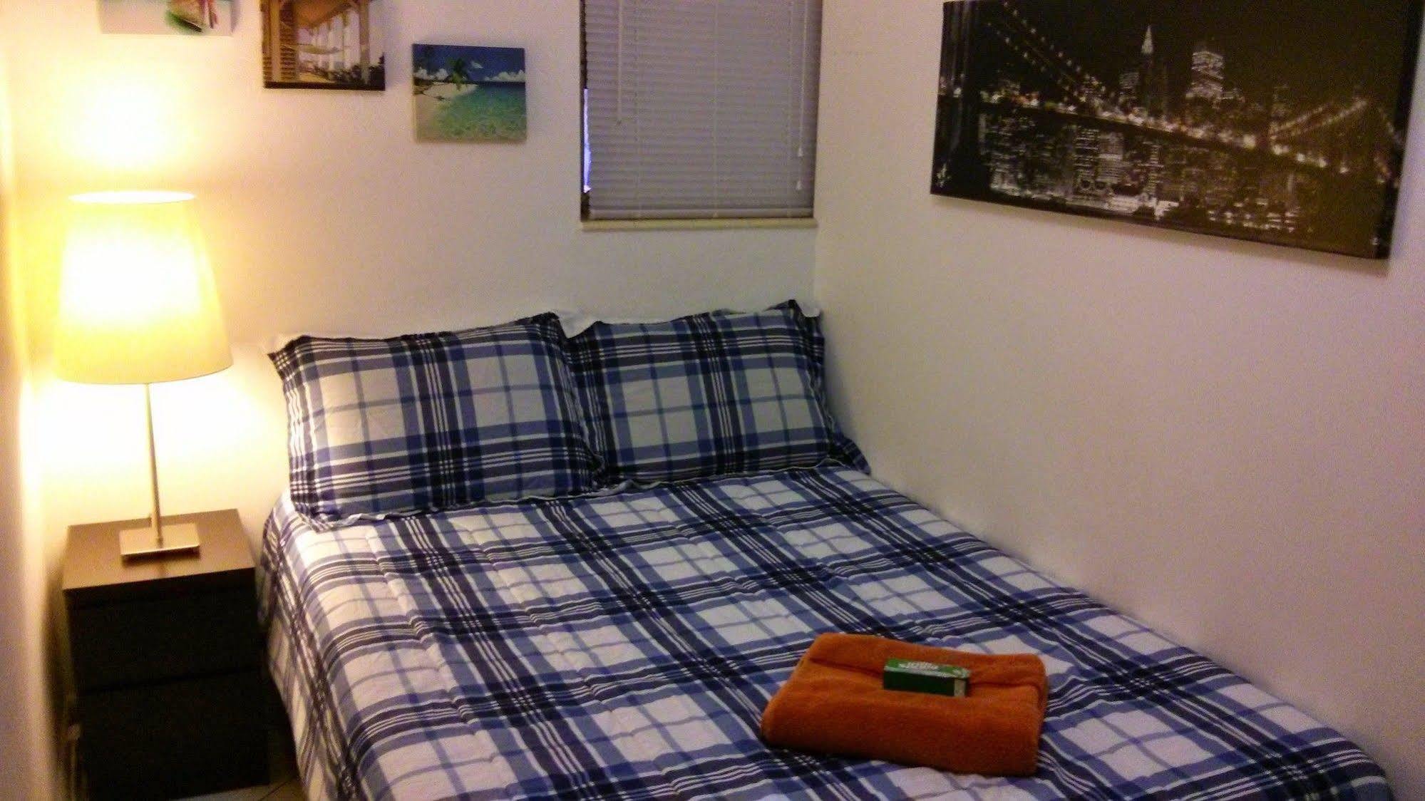 Blue Ocean Guesthouse Оукланд Парк Екстериор снимка